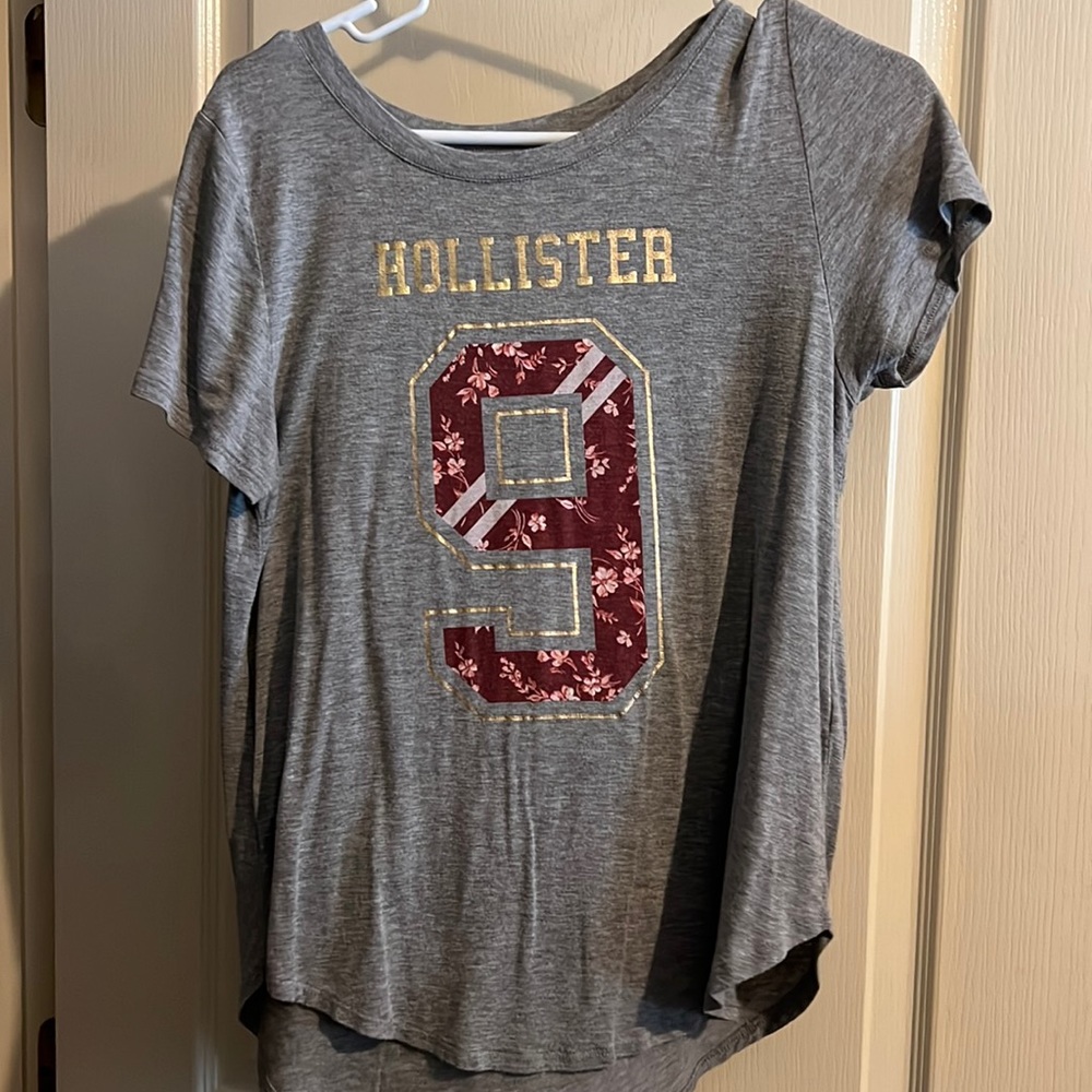 Grey Hollister blouse